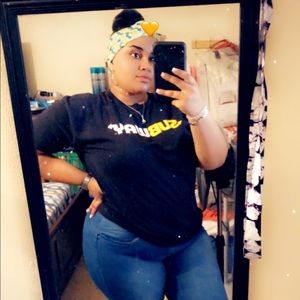 Meet your Posher, Jasmine